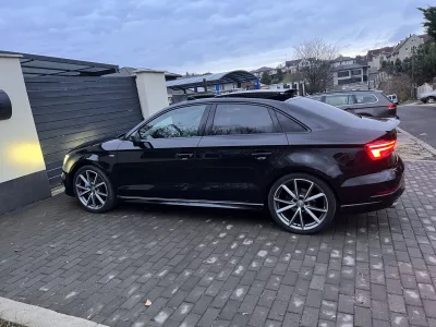 Audi A3 2.0 TFSI Quattro 190LE DSG7 3xS-Line Black Edition 20. kép
