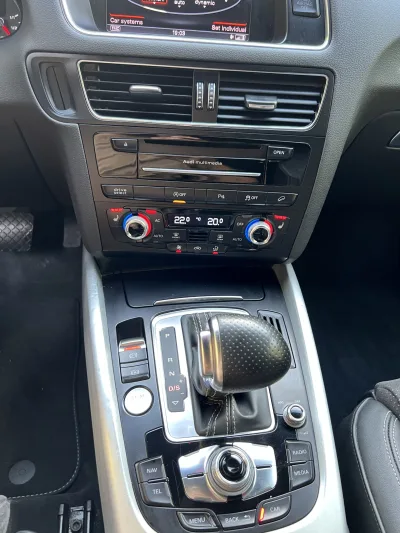AUDI Q5 2.0 TDI Quattro 16. kép