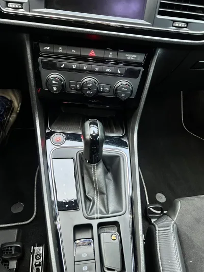 Seat Leon 2.0 TSI Cupra 300 4DRIVE 17. kép