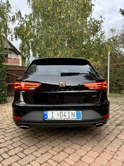 Seat Leon 2.0 TSI Cupra 300 4DRIVE 7. kép