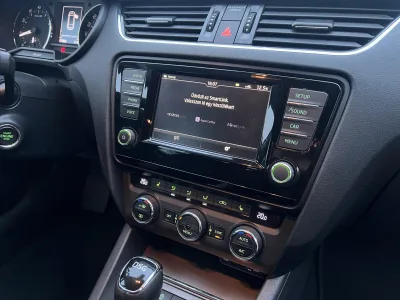 Skoda Octavia 1.4 TSI JOY EDITION DSG7 9. kép