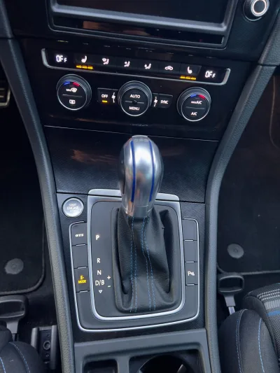 Volkswagen Golf GTE Plugin hybrid DSG 37. kép