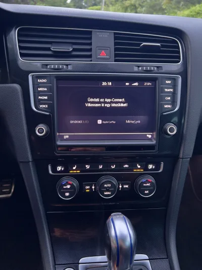 Volkswagen Golf GTE Plugin hybrid DSG 38. kép
