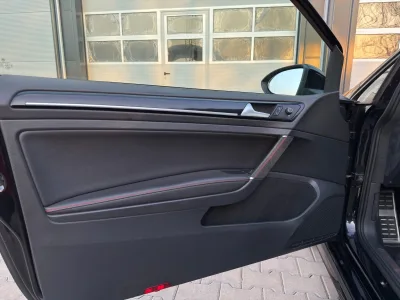 Volkswagen Golf GTI 2.0 TSI 220LE MANUAL6 7. kép