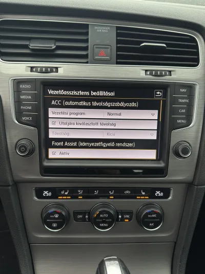 Volkswagen Golf VII Variant 1.4 TSI BMT Highline DSG 36. kép